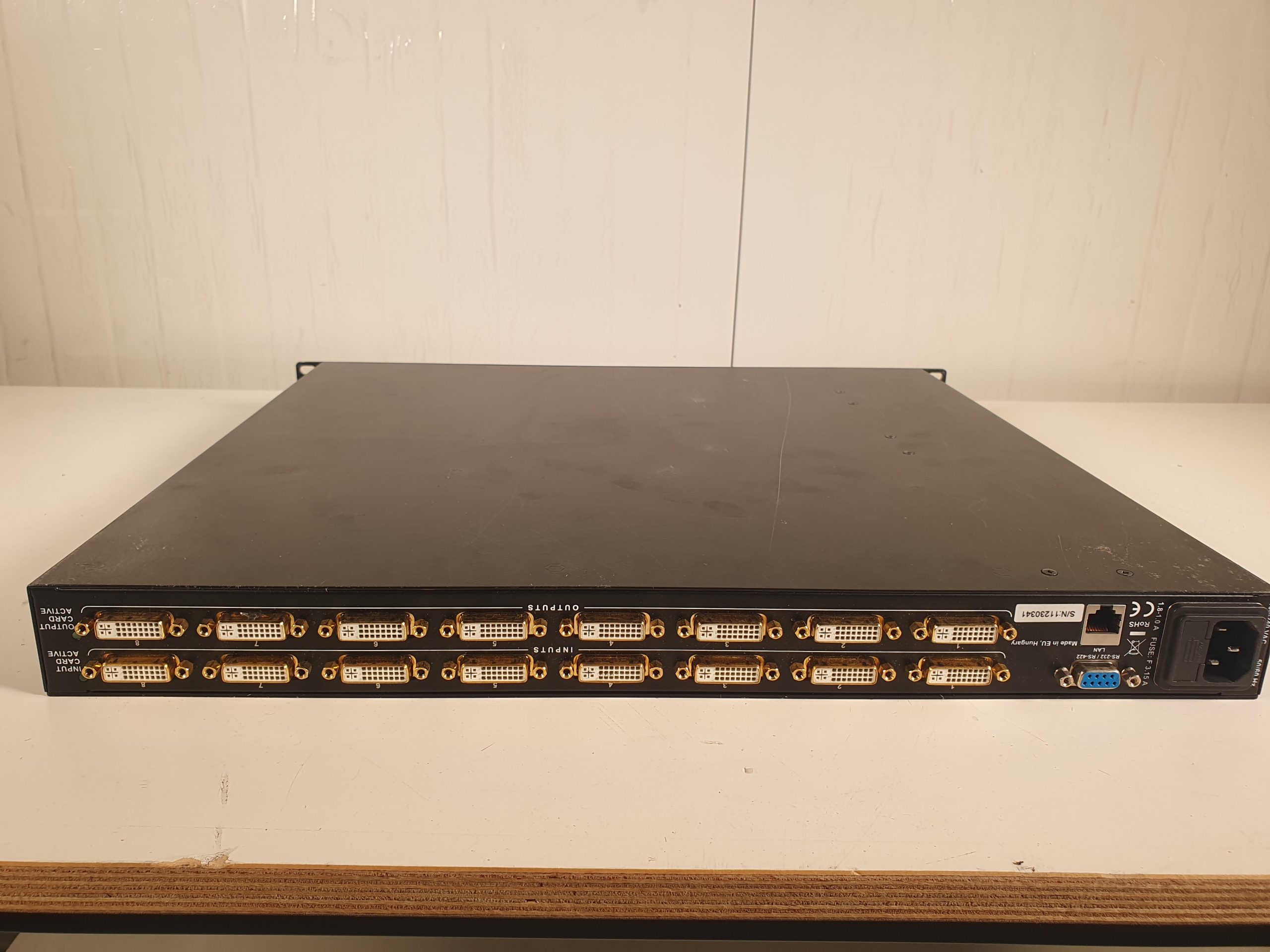 Lightware MX 8x8 DVI-Pro DVI-Kreuzschiene – Bild 2