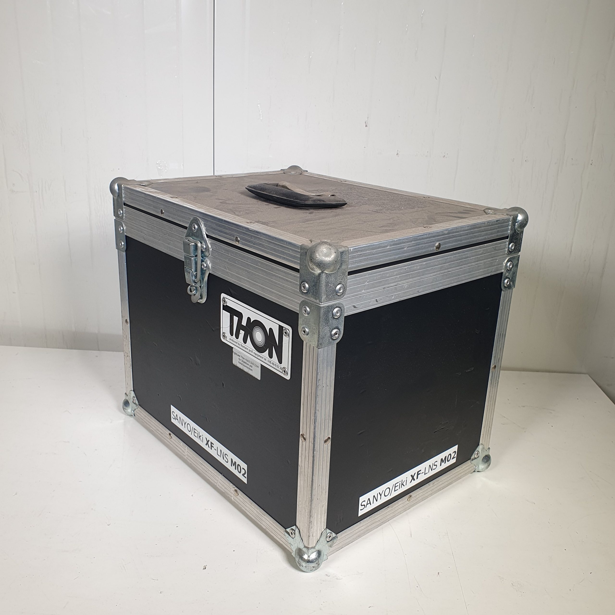 SANYO/Eiki XF-LNS M02 3,45 - 4,45:1 (3,5 - 4,5:1 bei HD) für Sanyo/Eiki XT/XF – Bild 2