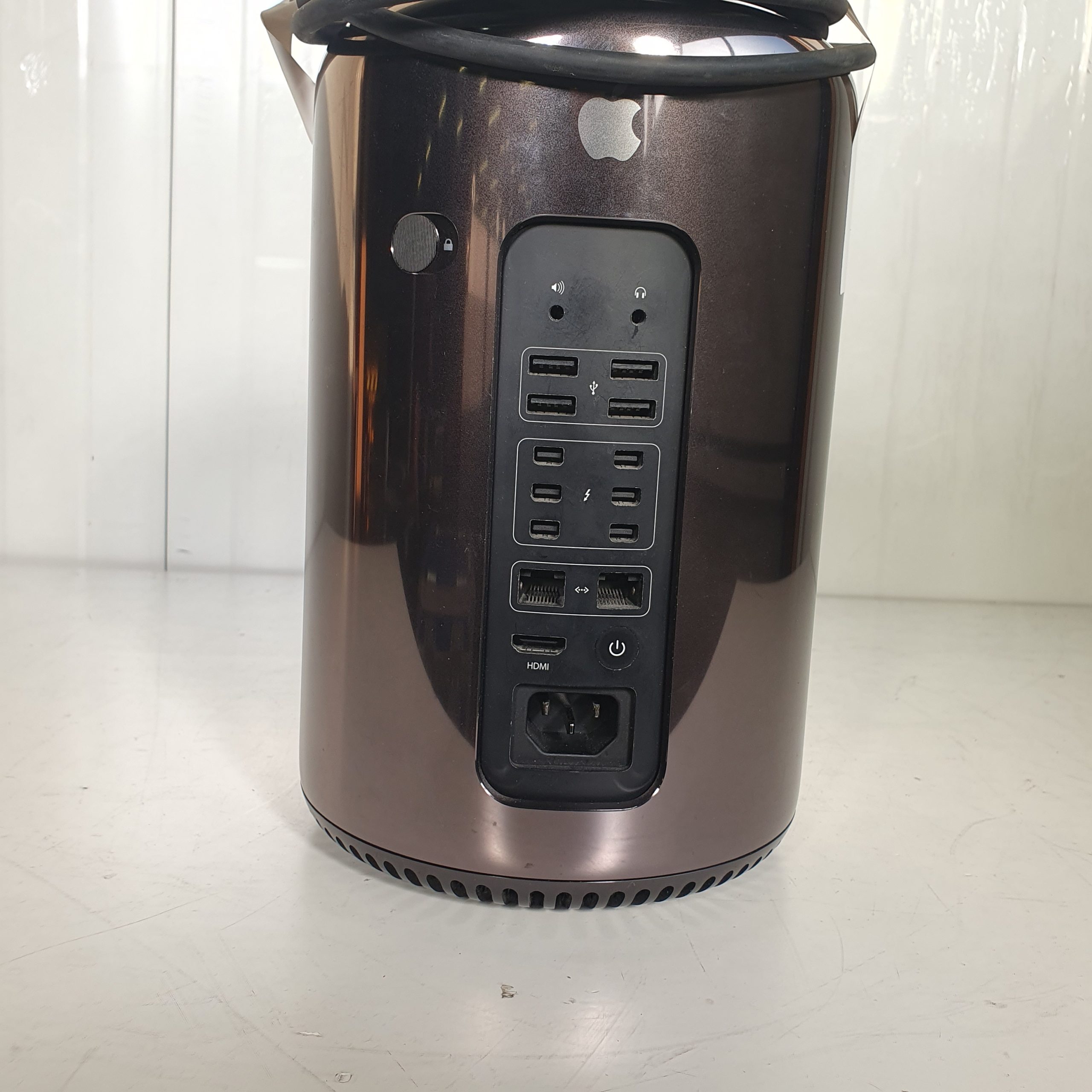 Apple Mac Pro - Intel Xeon 6-Core 3,5 GHz, 64 GB RAM, AMD FirePro D700 6 GB, 512 GB SSD - 2013 – Bild 2