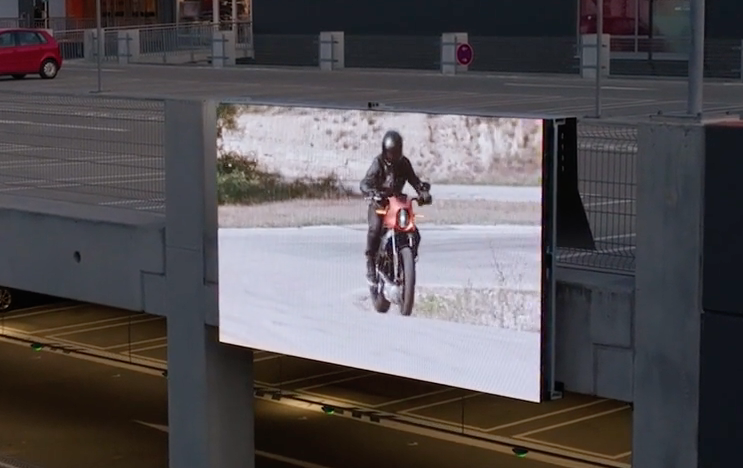 LEDitgo - sB6io V4 - 2017 - 5,76m² LEDitgo sB6io V4 inkl. Rahmengerüst, LED-Controller & Verkabelung